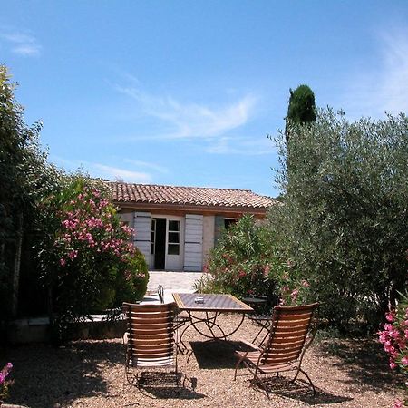Le Mazet De La Dame Bed & Breakfast Barbentane Rom bilde